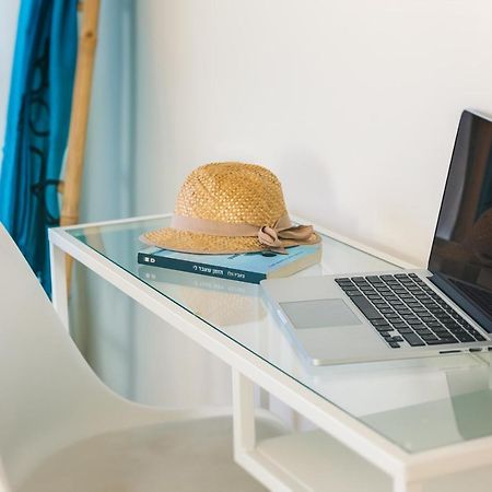 4 Bedroom Apartment On The Beach Tel Aviv Eksteriør bilde