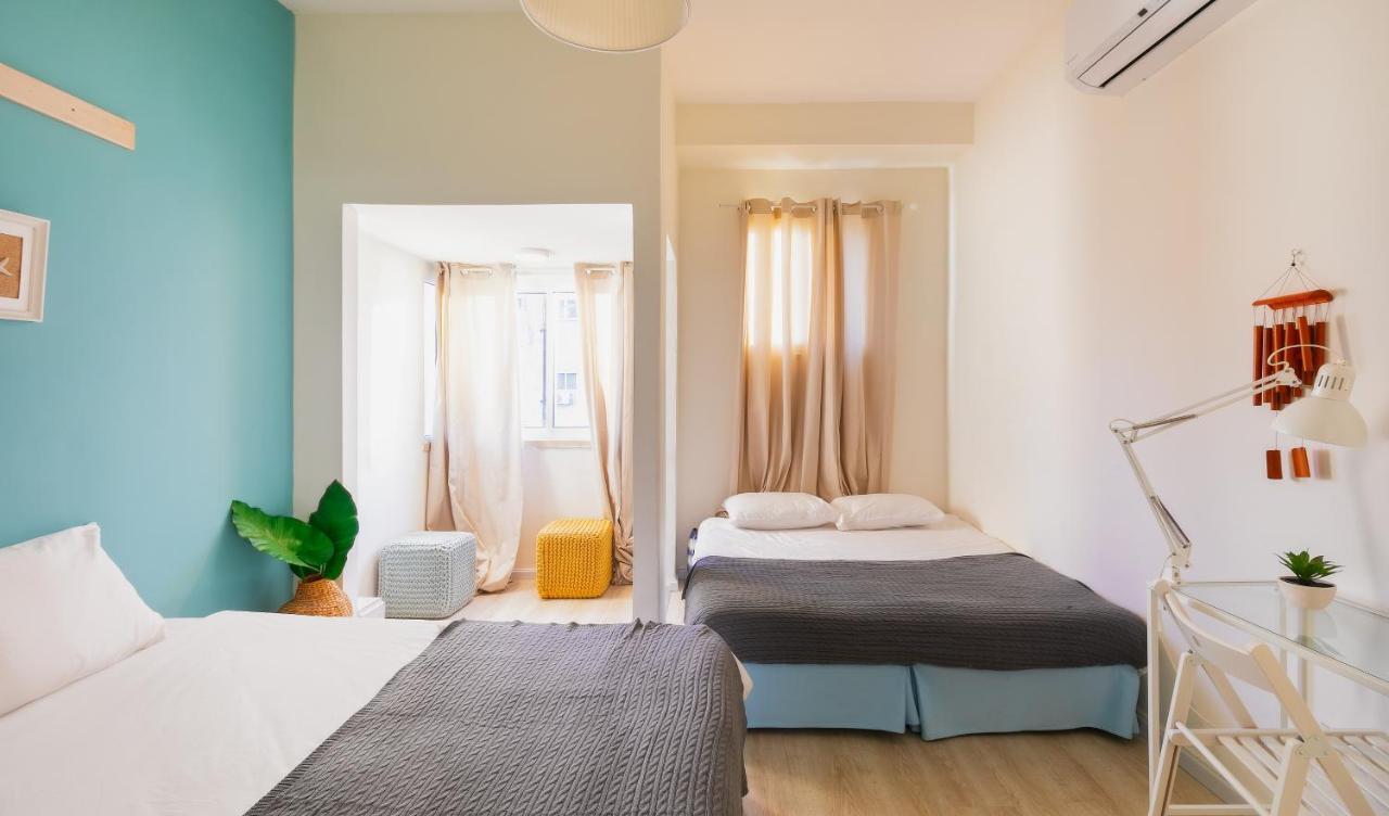4 Bedroom Apartment On The Beach Tel Aviv Eksteriør bilde