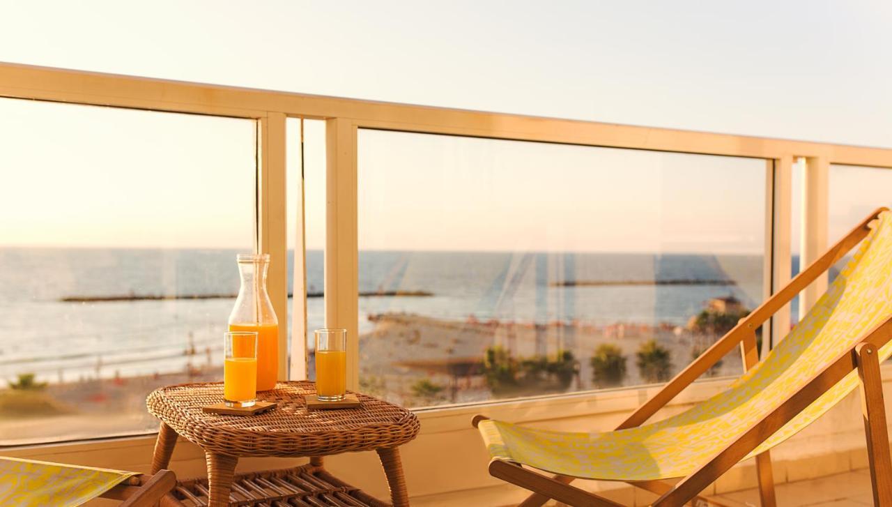 4 Bedroom Apartment On The Beach Tel Aviv Eksteriør bilde